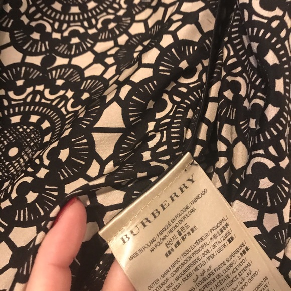 Burberry Silk Kensington Ladies Trench size 4 - Picture 8 of 8